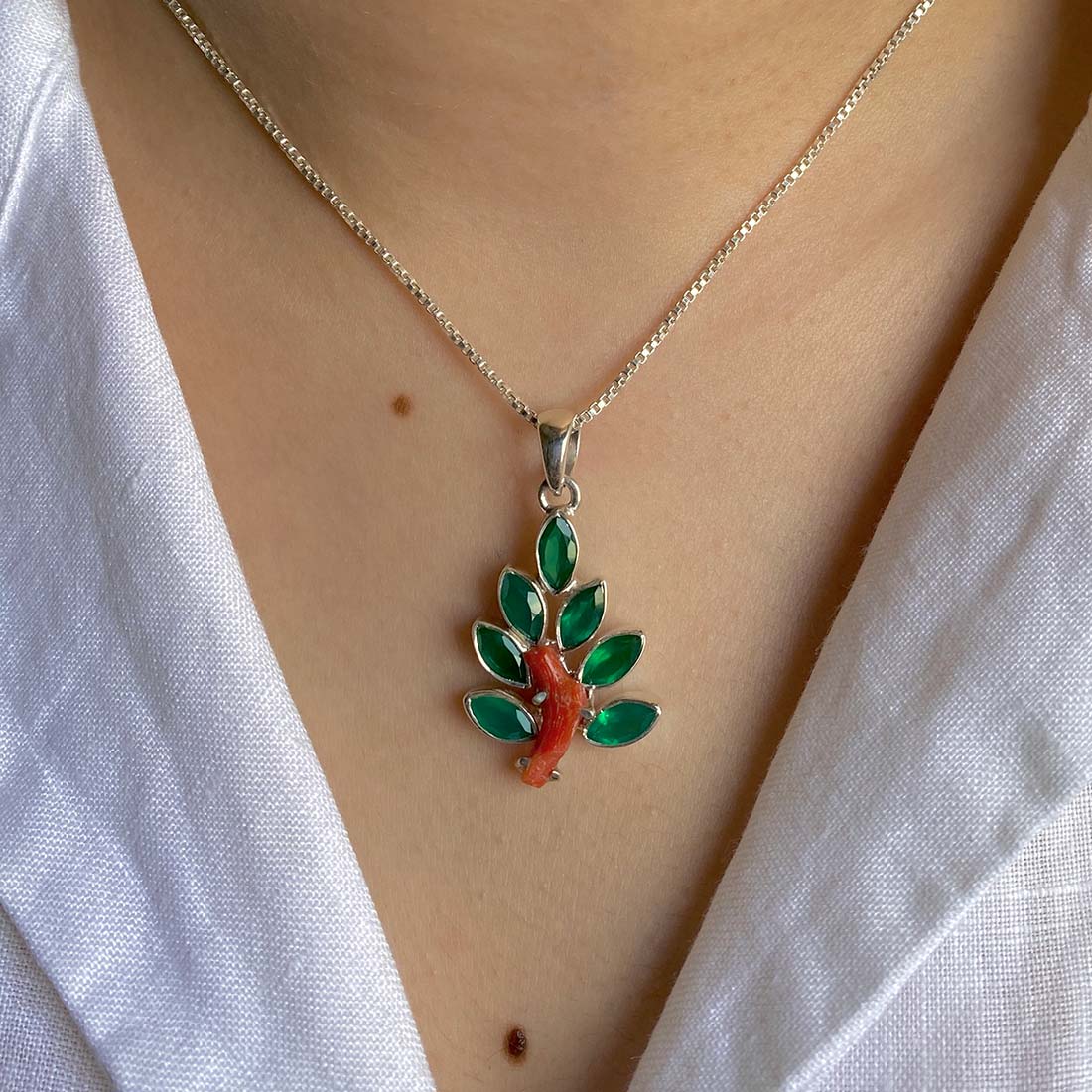 Red Coral / Green Onyx Pendant-(COR-P-108)